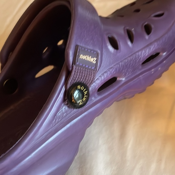 Nothinz Adult Clogs Purple - Picture 6 of 12
